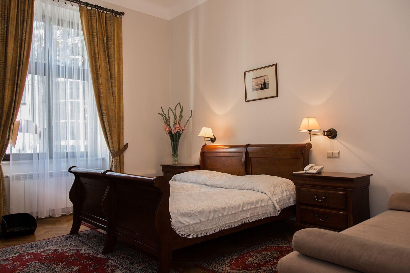 Aparthotel Basztowa Краков Экстерьер фото