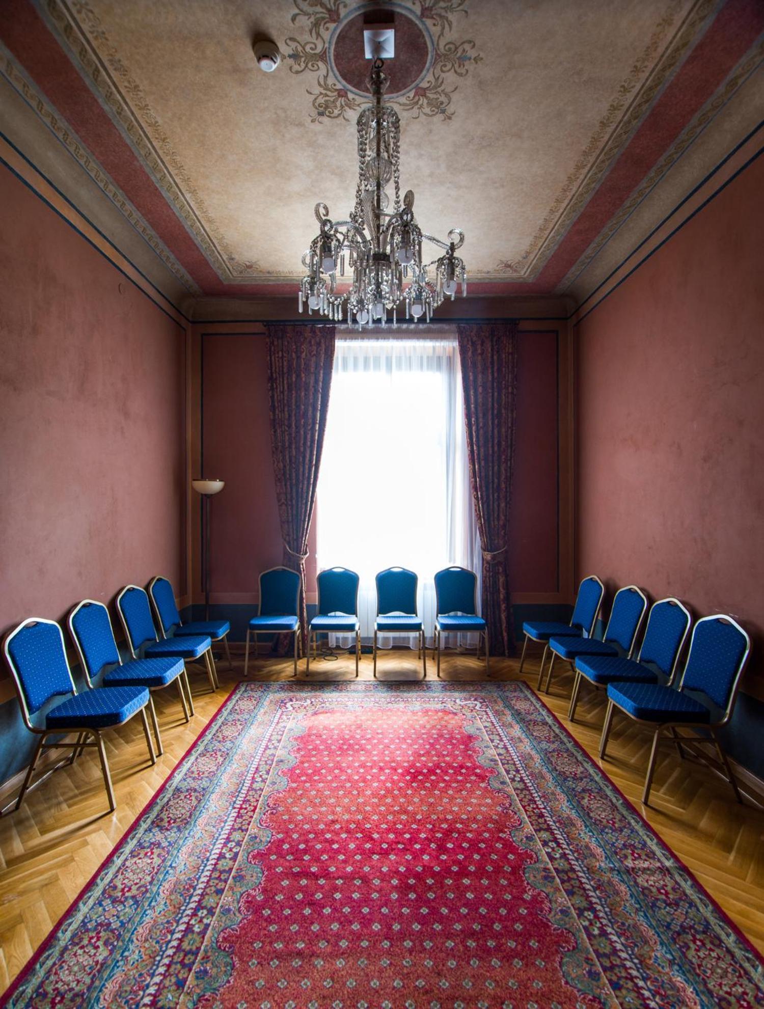 Aparthotel Basztowa Краков Экстерьер фото
