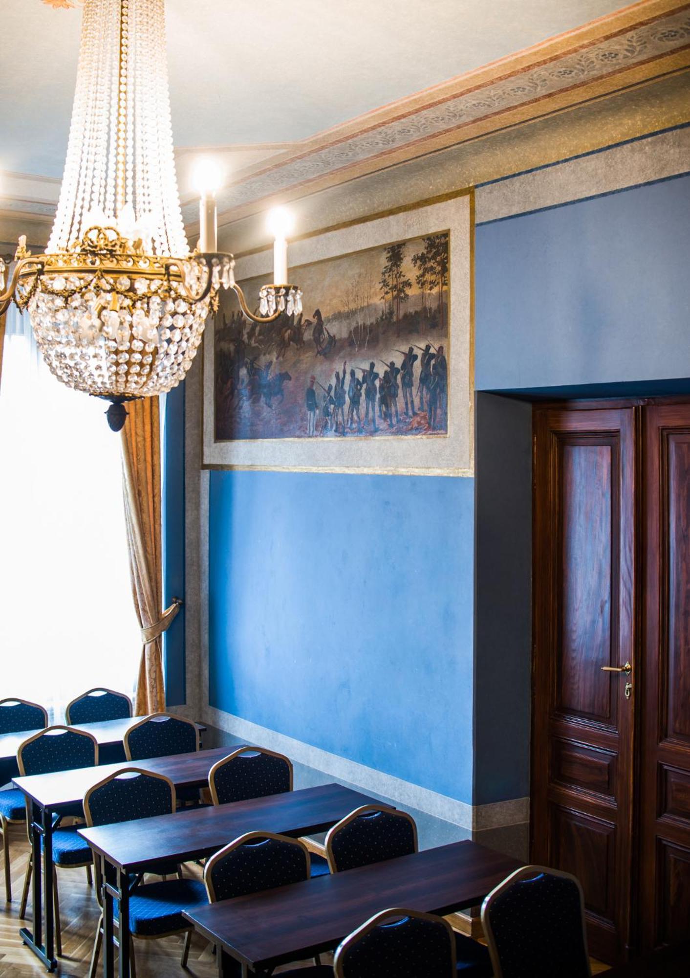 Aparthotel Basztowa Краков Экстерьер фото